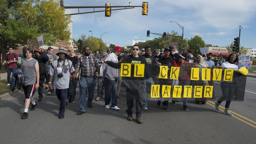 1600px-Black_Lives_Matter_protest_against_St._Paul_police_brutality_%2821552438456%29
