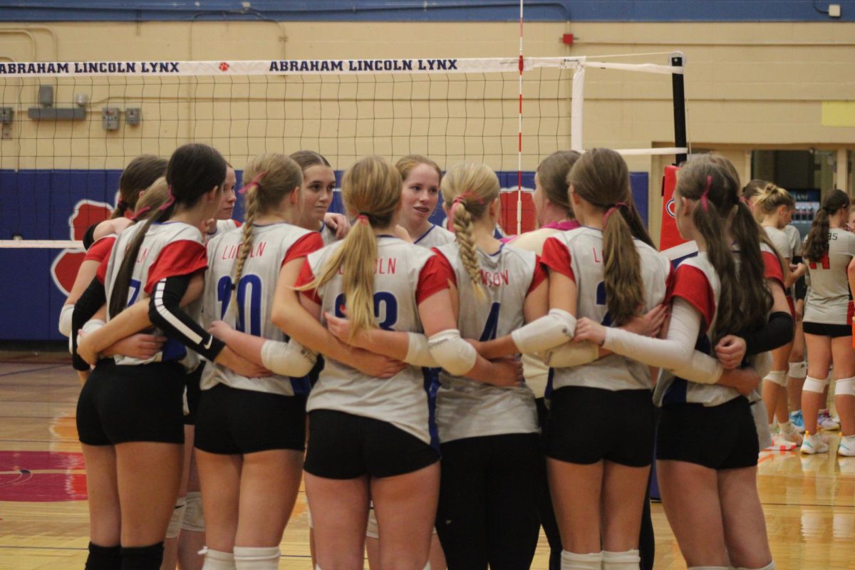 Volleyball team looks to rebound from last season