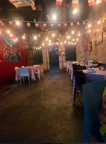 Review: Napoli's Italian Restaurant offers fresh eats, cozy atmosphere