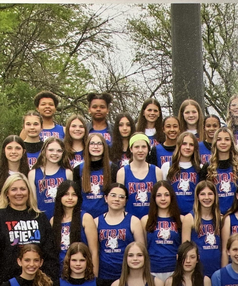 Pouch (Top row, 2nd from the left)