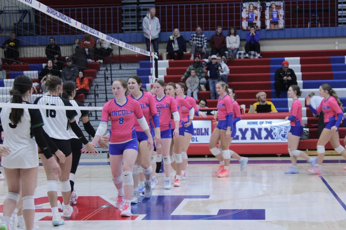 PHOTO ESSAY: Volleyball v. Sioux City West 10/21/25