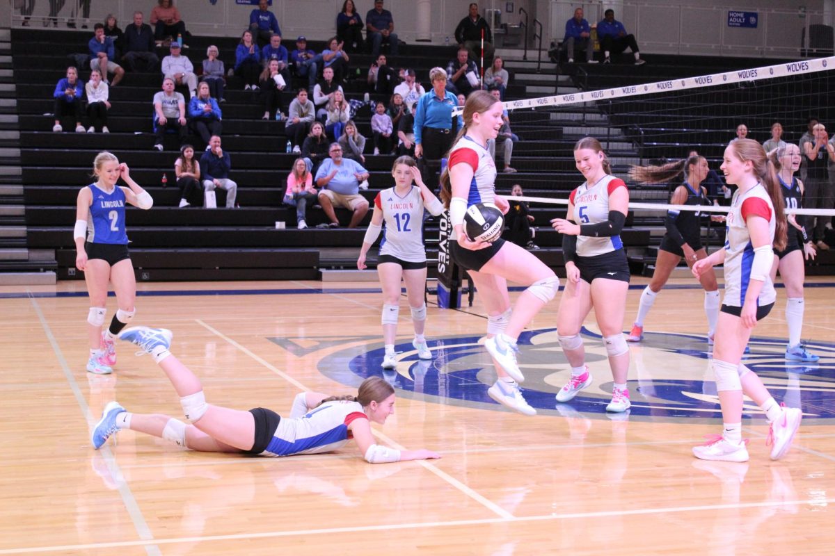 PHOTO ESSAY: Volleyball vs. Waukee NW 10/23/25