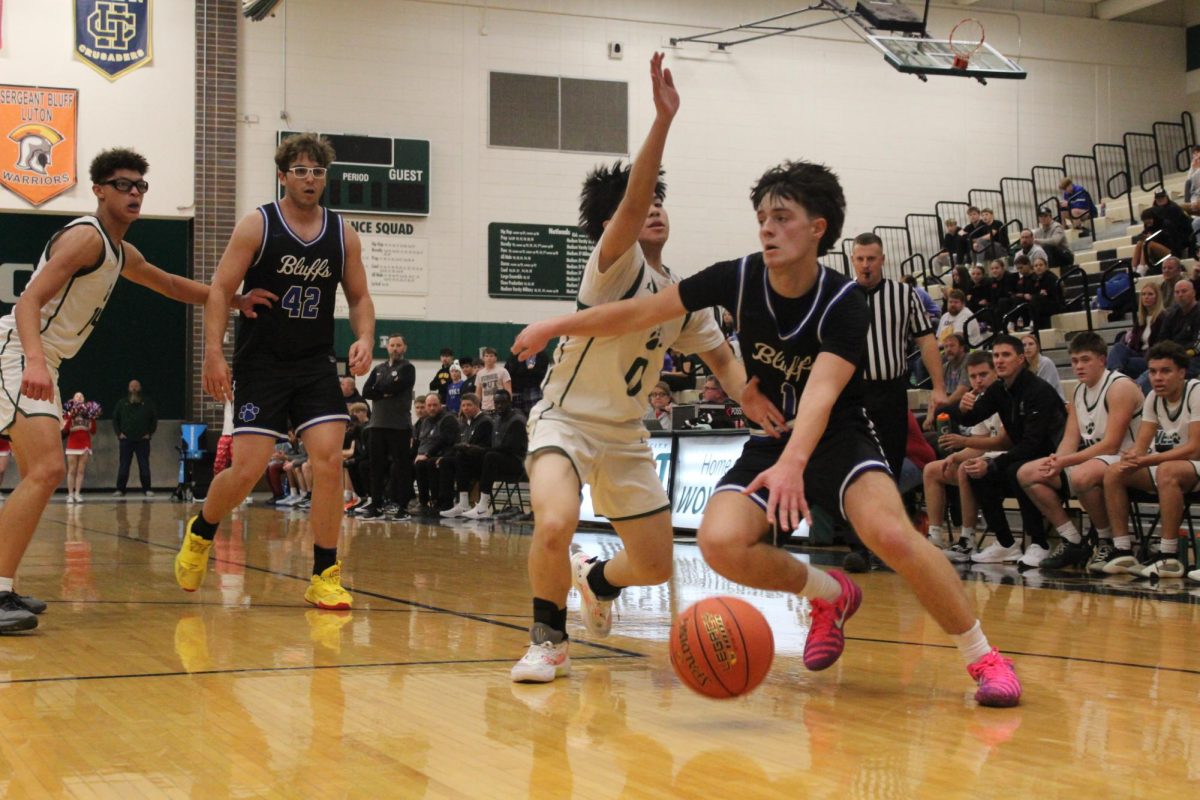 PHOTO ESSAY: Boys Basketball vs. Sioux City West 12/5/25