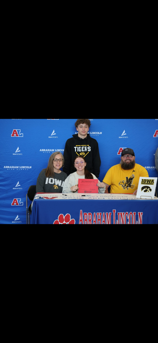 Senior Lexi Nelson signing to University of Iowa